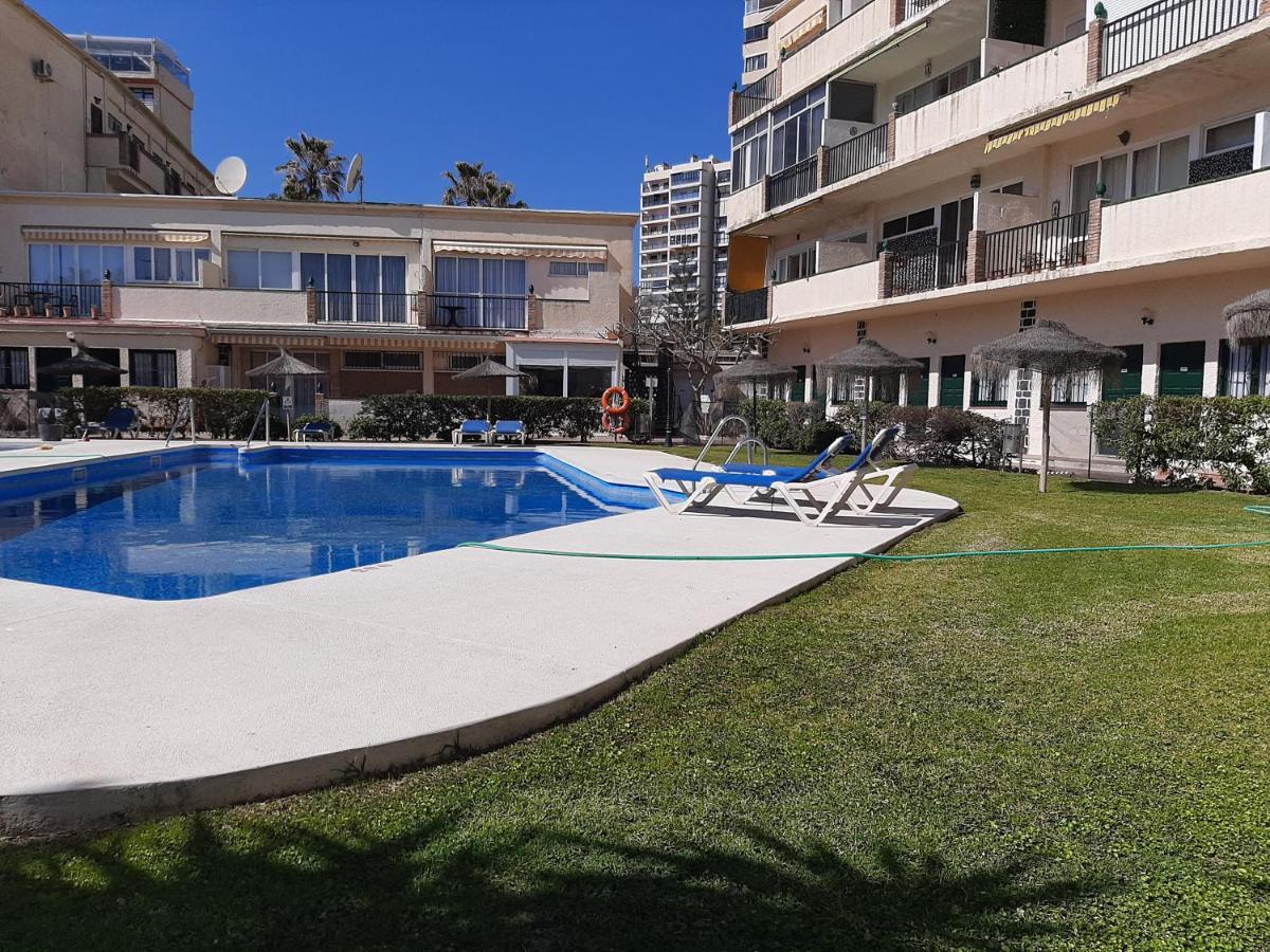 Apartamento Jazmin Playamar 1ª Linea De Playa Apartment ตอร์เรโมลิโนส ภายนอก รูปภาพ